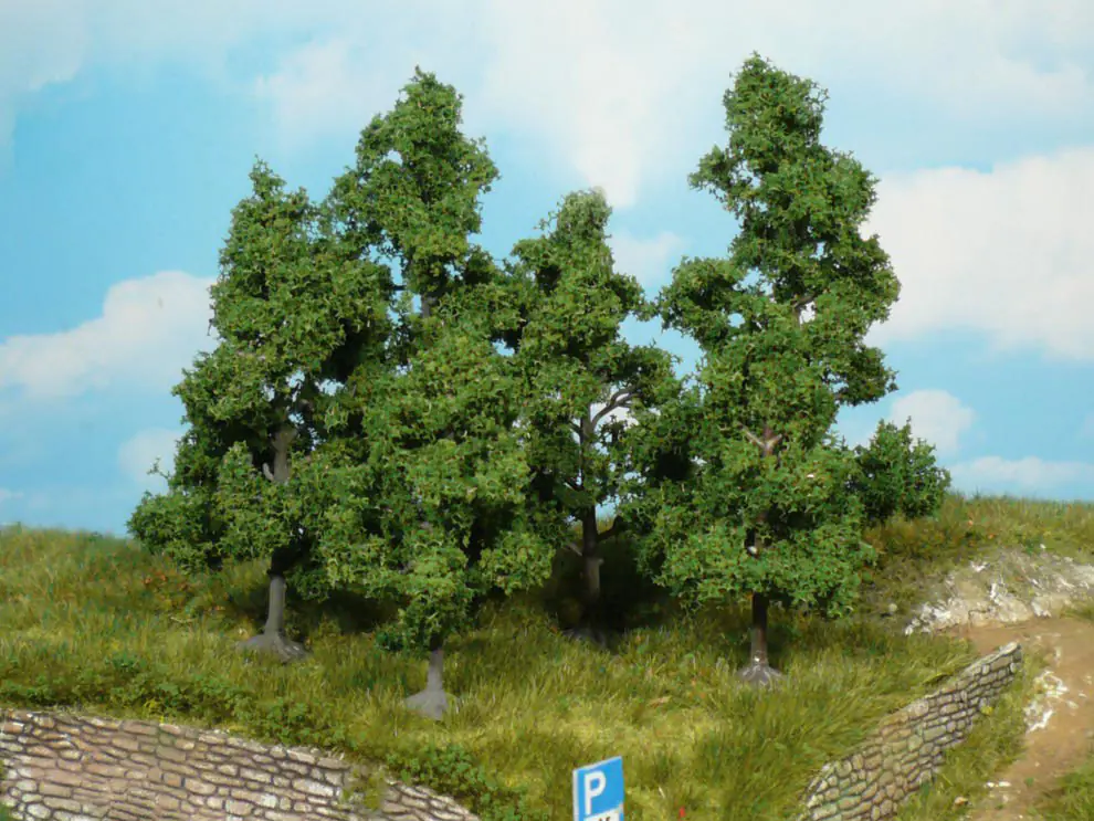 Heki 1931 4x fruit tree 9-11cm