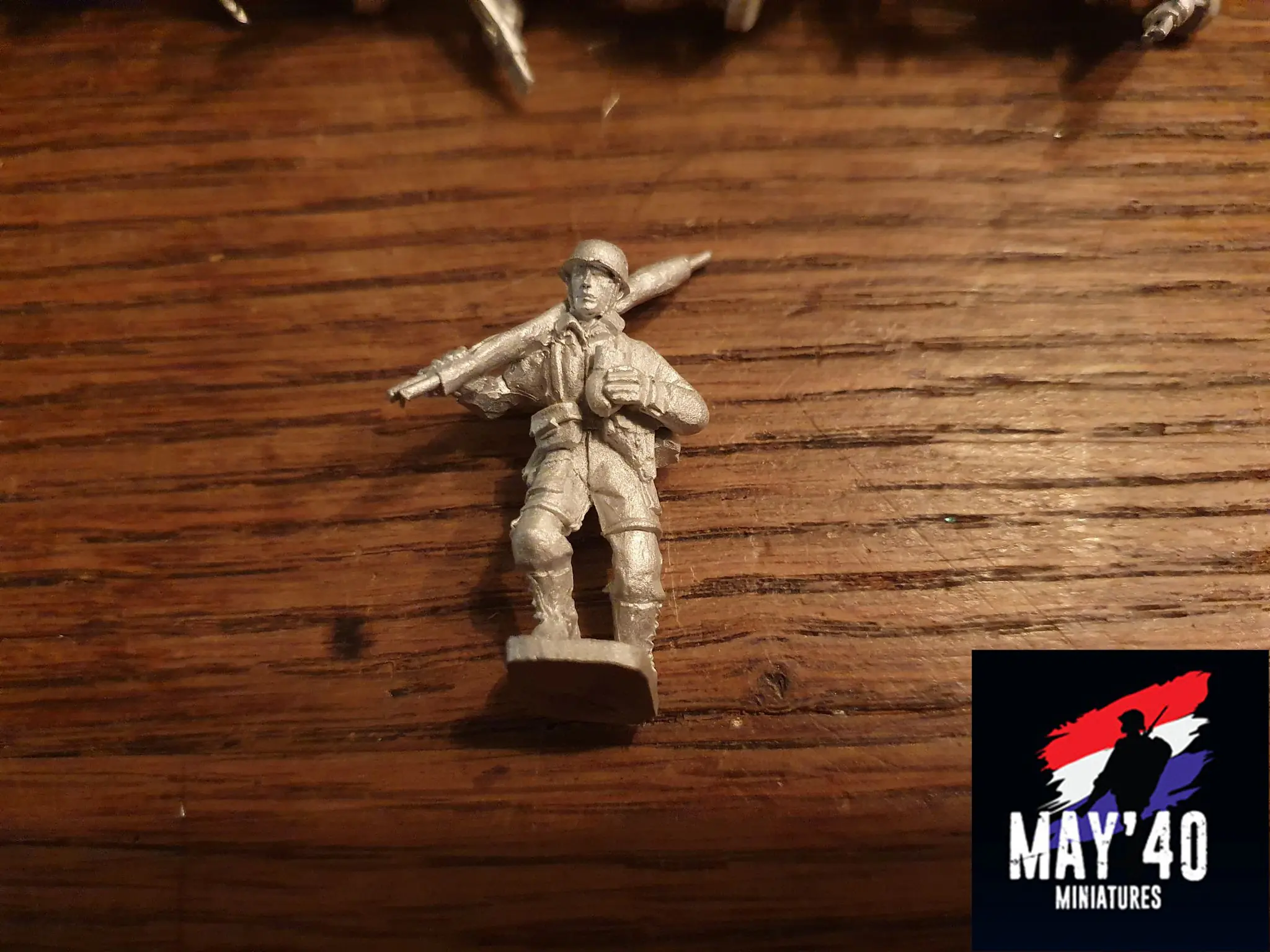M40FJ-SUP-08 Fallschirmjäger medic