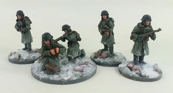 GER114 - German Stalingrad Veterans Assault Squad – Winter Uniform - Image 5