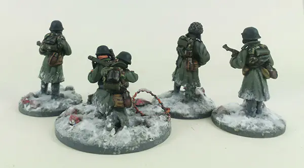 GER114 - German Stalingrad Veterans Assault Squad – Winter Uniform - Image 4