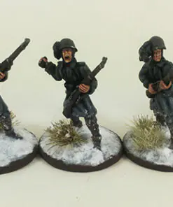 BER103 - Italian Bersaglieri Squad A – Winter Uniform - Image 3