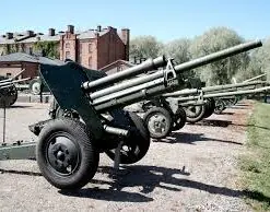 SOV009 - Soviet 76mm M1936 (F22) Anti-tank Gun – Summer Uniform