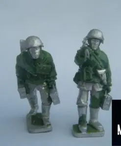 Alternative view of M40SS-INF-01 Early War SS squad with mg34 team moving