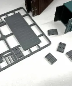 Shipping containers (20 FT) & pallets 10 sets - Image 3