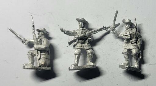 KNIL-INF-21 KNIL nco with rifle European