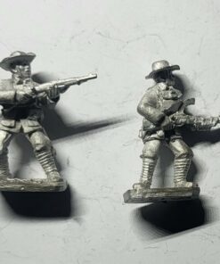 Alternative view of KNIL-INF-03 KNIL Squad 3 Native Madsen hip firing (hat)