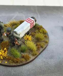 M40FJ-CON-04 Fallschirmjäger pulling container