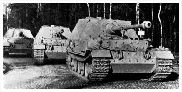 Sd.Kfz 184 Ferdinand heavy tank destroyer - Image 5