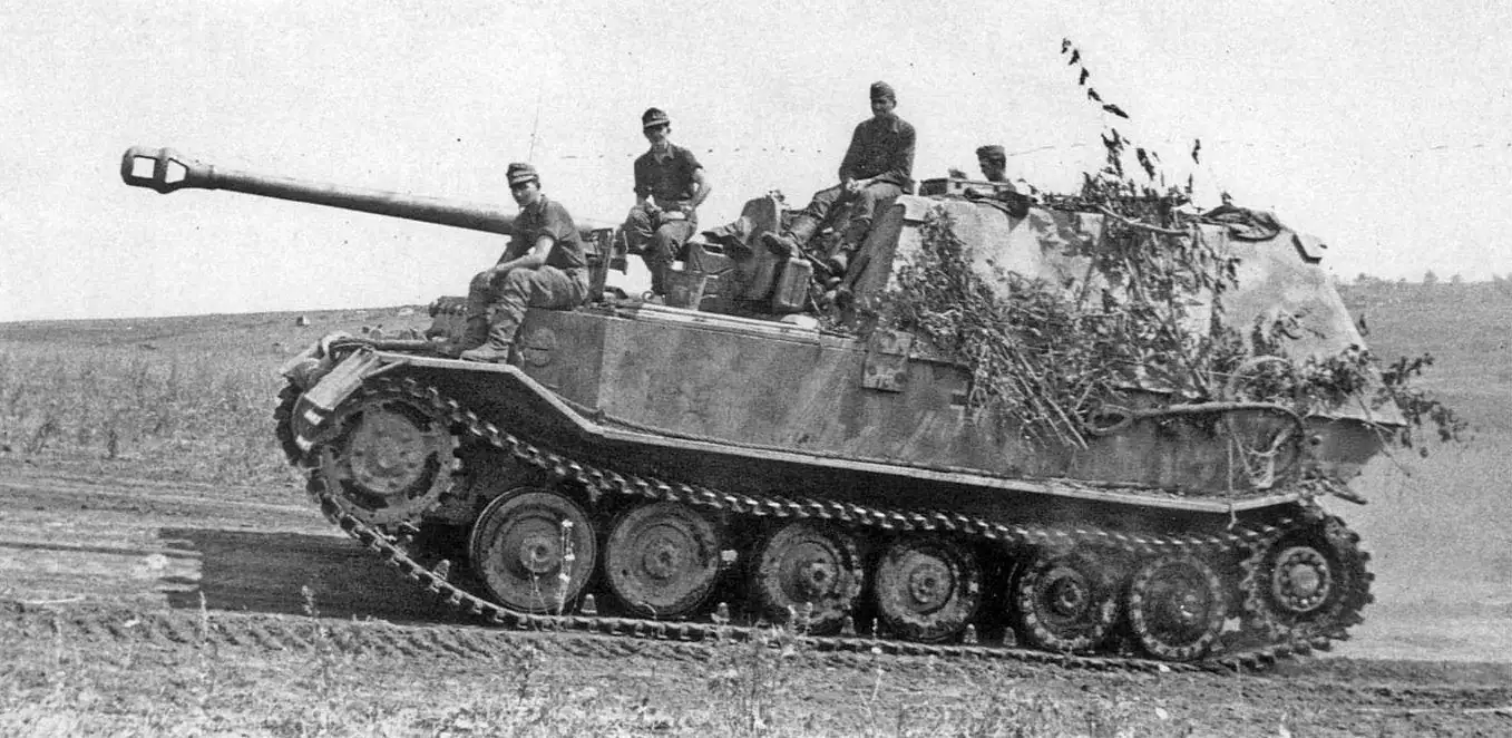 Sd.Kfz 184 Ferdinand heavy tank destroyer - Image 6