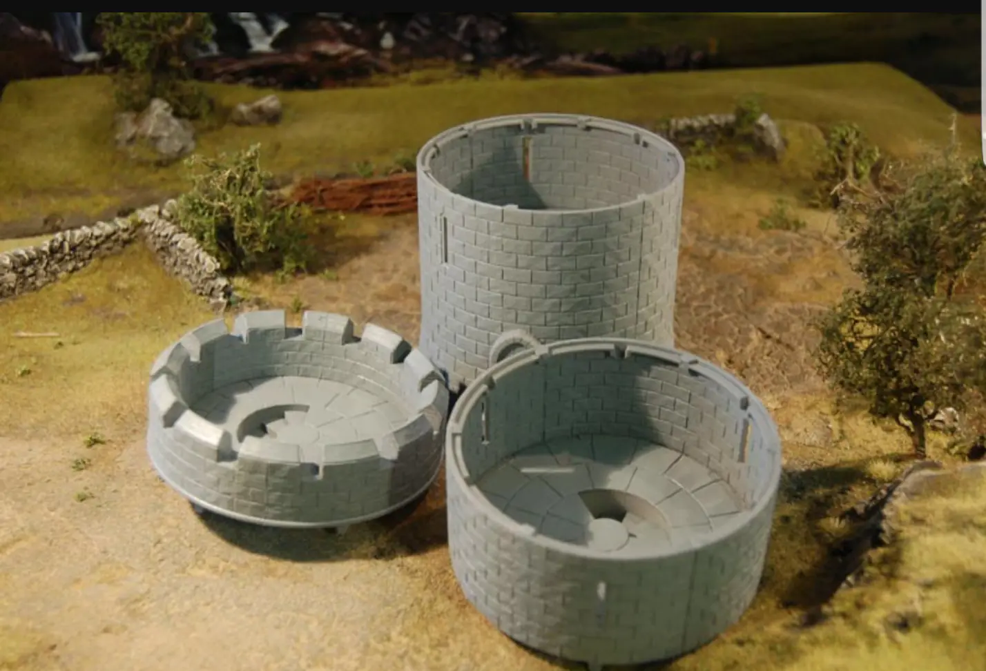 28mm Medieval Fortified Castle Round Tower - Image 3