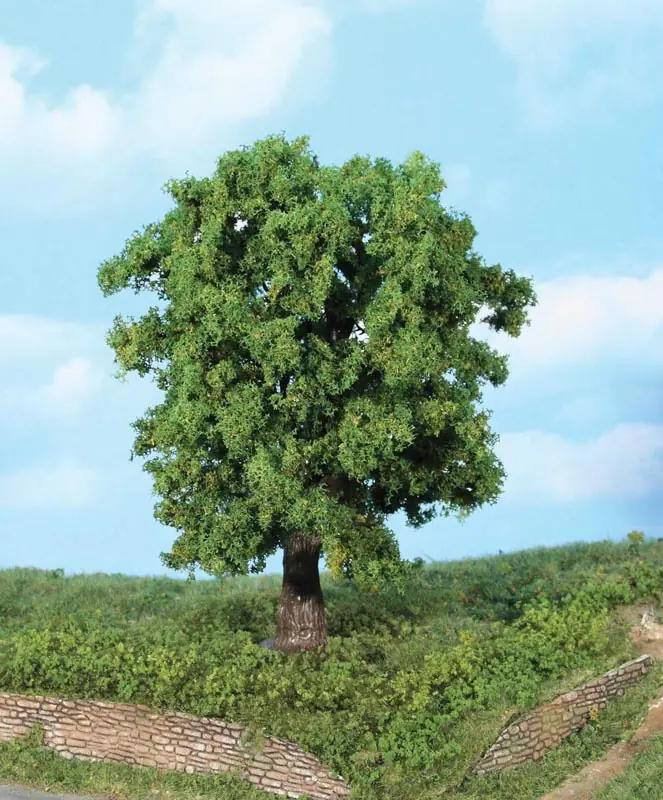 Heki 1944 Model tree chestnut, 18 cm